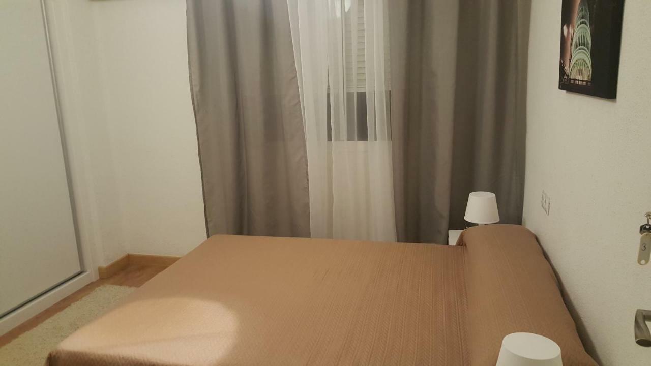 Pension Yna Holiday Málaga Exterior foto